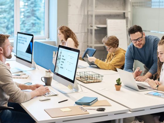 The Role of Technology in Building a Business